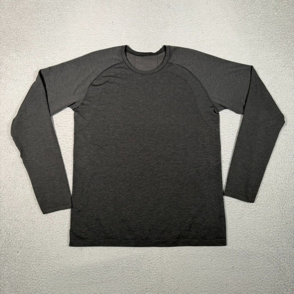 Lululemon Shirt Mens XL Black Metal Vent Pullover Stretch Casual Gym Workout WWE